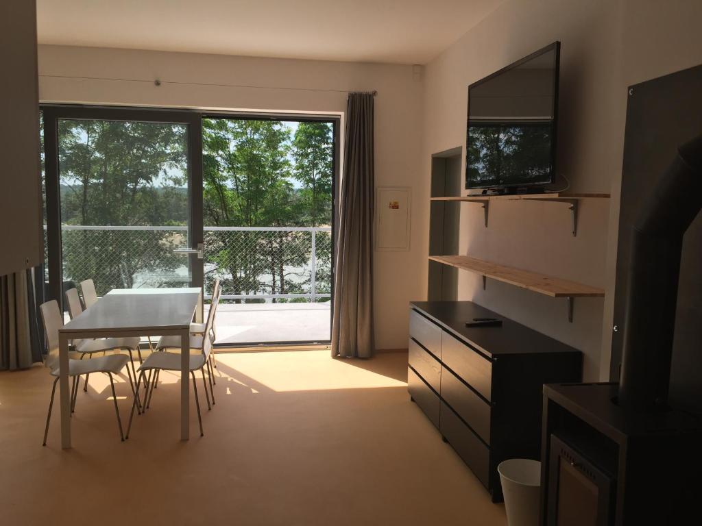 Klubovna u Kanalu KuK room 2